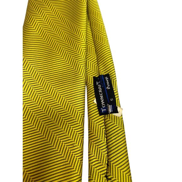 Vintage 1970s Mens Necktie Tie Yellow Gray Polyester Penneys Towncraft - Picture 3 of 5